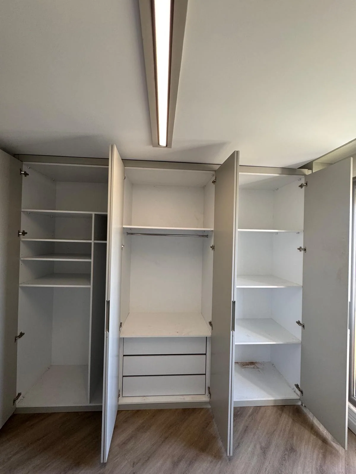 Begonvilla — özel ölçü dolap, özel üretim mobilya uygulaması 12