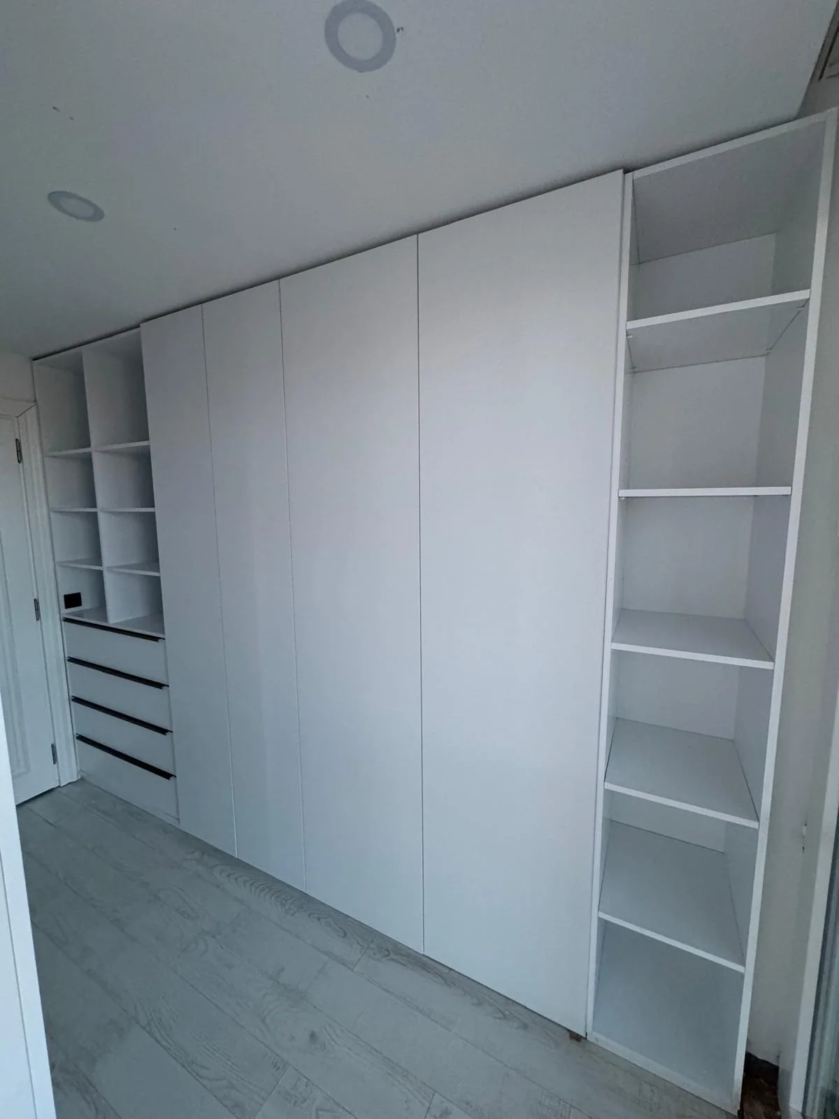 Begonvilla — özel ölçü dolap, özel üretim mobilya uygulaması 27