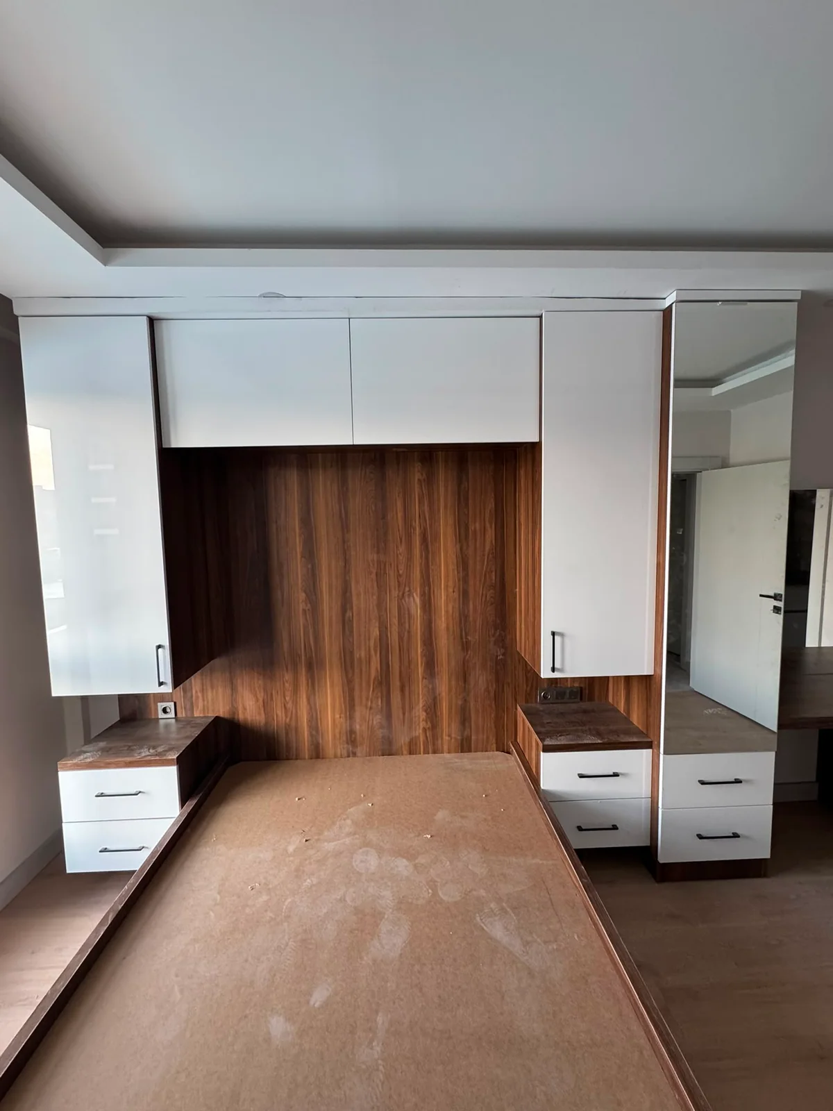 Begonvilla — yatak odası, özel üretim mobilya uygulaması 7