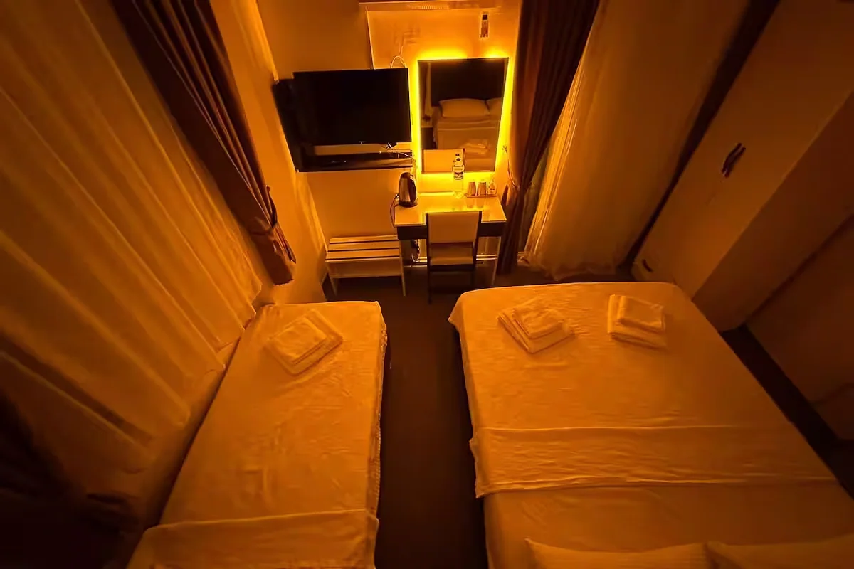 Ezel Group Hotel — aile odası, özel üretim mobilya uygulaması 2