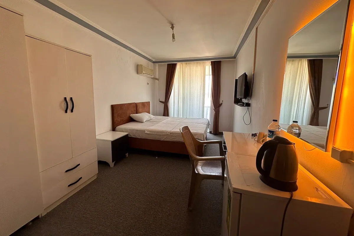 Ezel Group Hotel — double oda, özel üretim mobilya uygulaması 22
