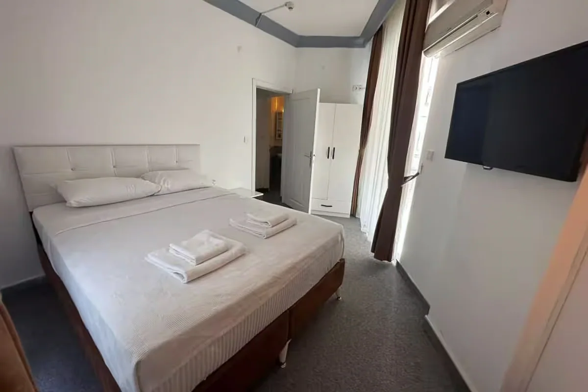 Ezel Group Hotel — suit oda, özel üretim mobilya uygulaması 30