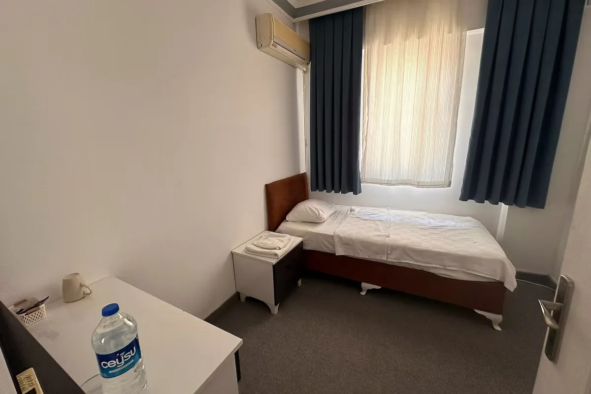 Ezel Group Hotel — suit oda, özel üretim mobilya uygulaması 31