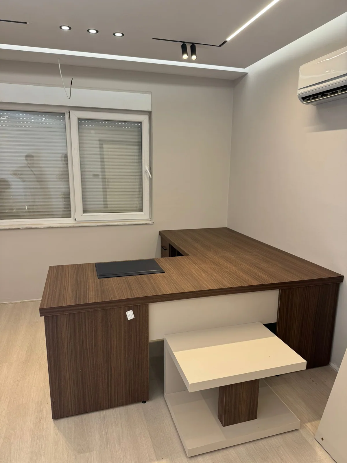 İdeal Muhasebe ve Danışmanlık — ofis mobilyası, özel üretim mobilya uygulaması 6