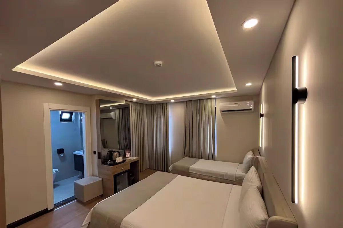 La Vita Es Bella Hotel — aile odası, özel üretim mobilya uygulaması 1