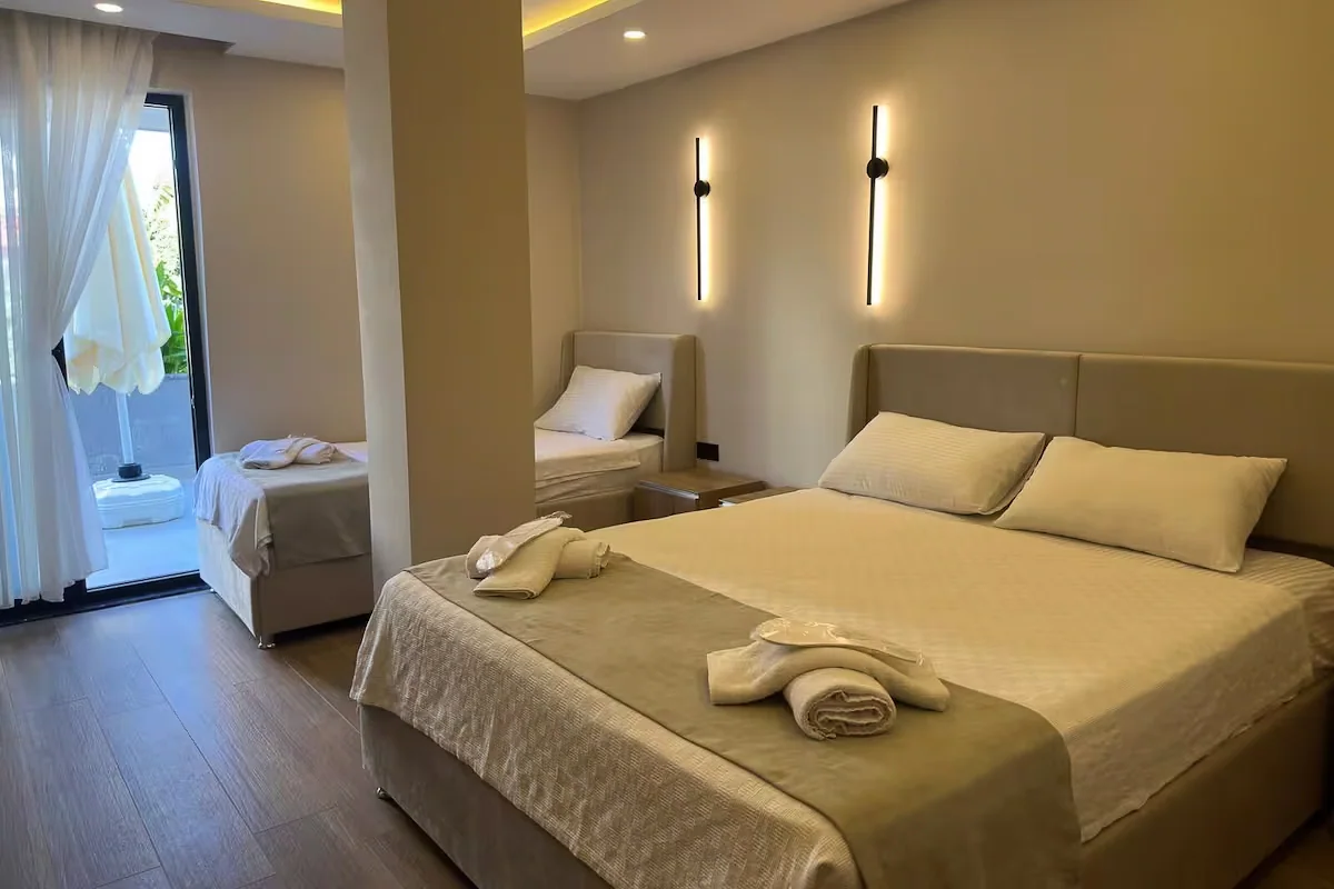 La Vita Es Bella Hotel — bahçe aile odası, özel üretim mobilya uygulaması 11