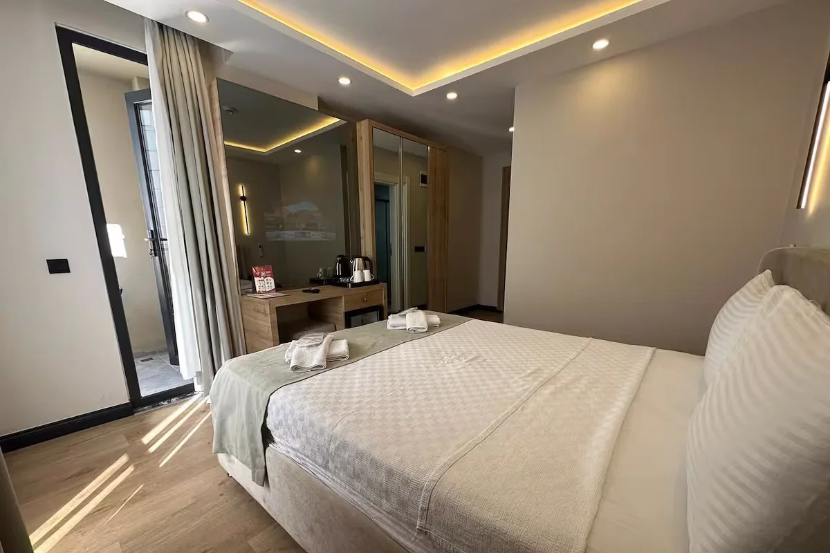 La Vita Es Bella Hotel — double oda, özel üretim mobilya uygulaması 34