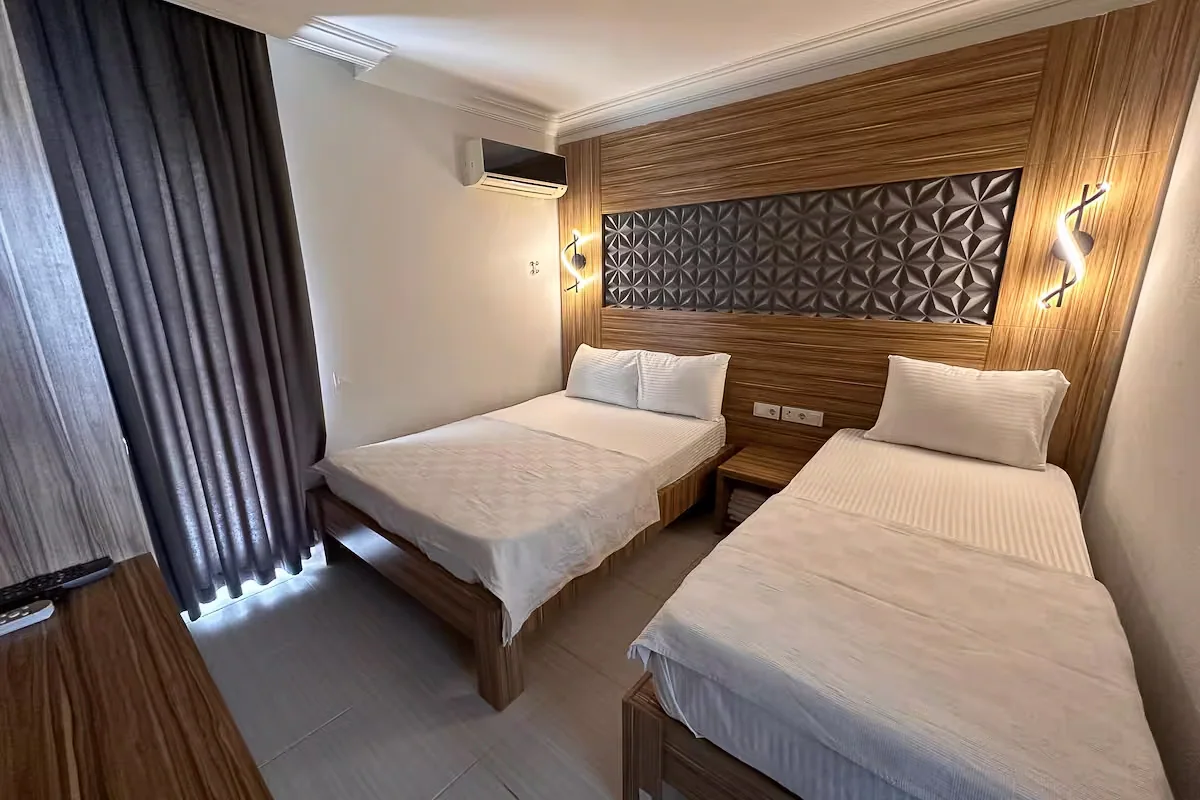 Royal Ezel Hotel — aile odası, özel üretim mobilya uygulaması 5